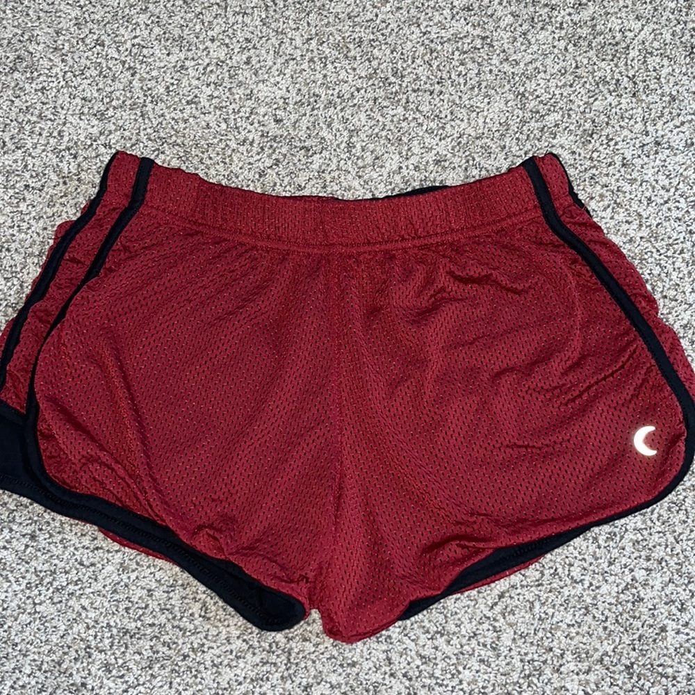 Zyia size S Training Day Mesh shorts - maroon